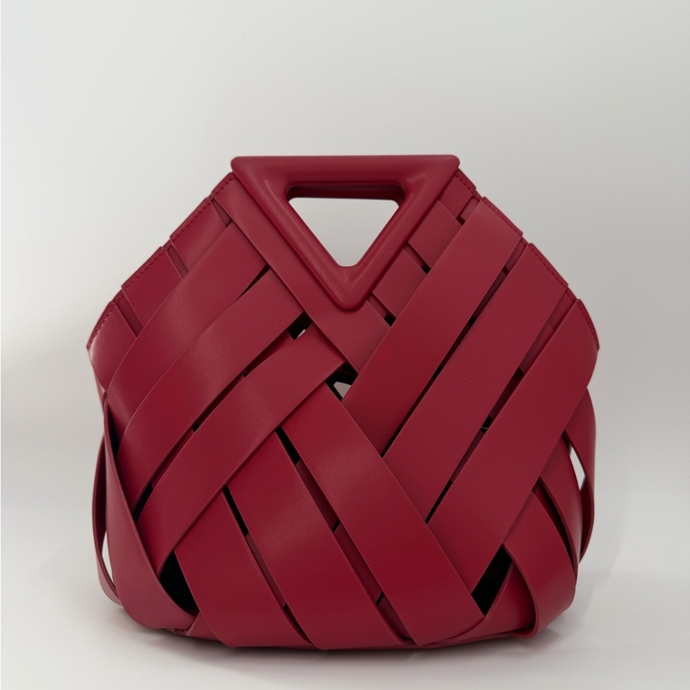Verano Hill Natalie Woven Vegan Leather Shoulder Crossbody Handbag In Burgundy